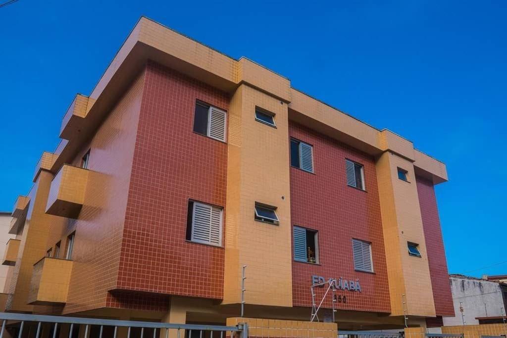 Grande 2 Vagas Garagem Internet Wifi Apartment